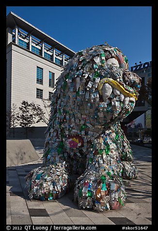 Sculpture made of recycled bottles, Dongdaemun Design Plaza. Seoul, South Korea