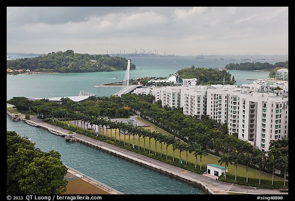 Keppel Bay. Singapore (color)