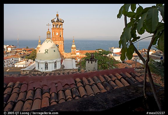 Red-tiled roof and Templo de Guadalupe Cathedral, early morning, Puerto Vallarta, Jalisco. Jalisco, Mexico (color)