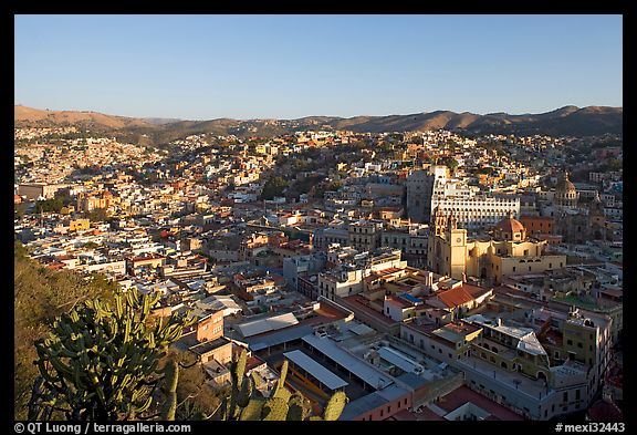 Panoramic view of the historic town center, early morning. Guanajuato, Mexico (color)