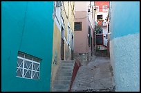 Steep and narrow alleyway. Guanajuato, Mexico (color)