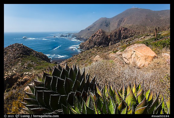Mountainous Pacific coastline. Baja California, Mexico