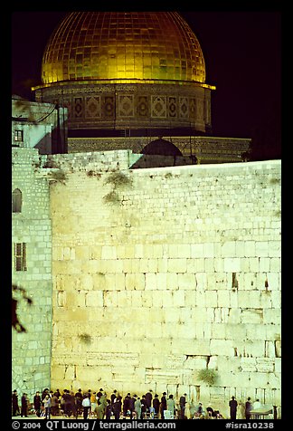 Western (Wailling) Wall and Dome of the Rock at night. Jerusalem, Israel