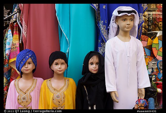 Manequins with arabic apparel, Deira Souk. United Arab Emirates (color)