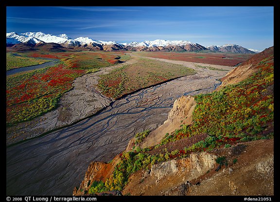 Braided river and Alaska Range from Polychrome Pass. Denali National Park, Alaska, USA.