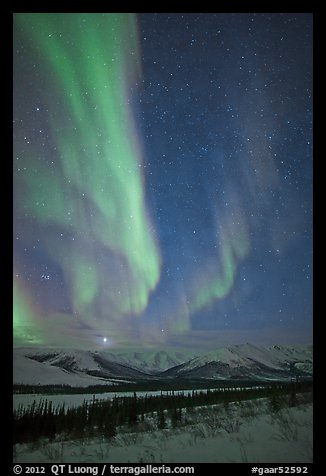 Aurora and Jupiter over Brooks Range. Gates of the Arctic National Park (color)