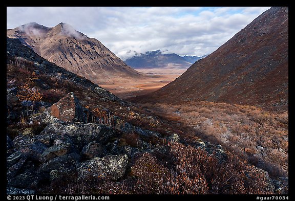 Rocky slope and Kollutuk Mountain in autumn. Gates of the Arctic National Park (color)
