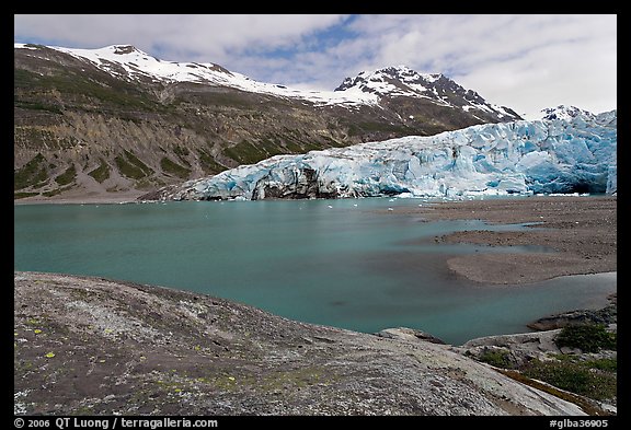 Reid Inlet and Reid Glacier. Glacier Bay National Park (color)