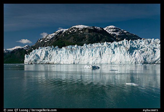 Wide front of Margerie Glacier and Tarr Inlet. Glacier Bay National Park, Alaska, USA.