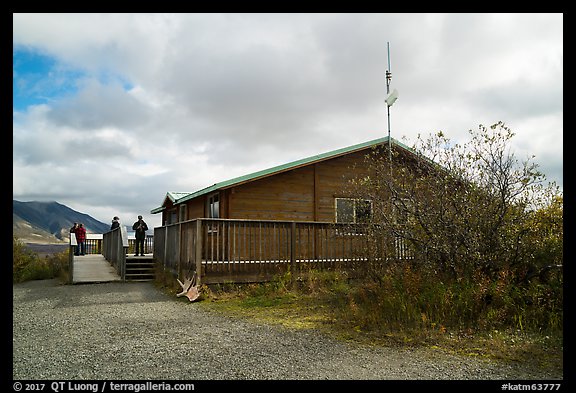 Three Forks Overlook shelter. Katmai National Park, Alaska, USA.