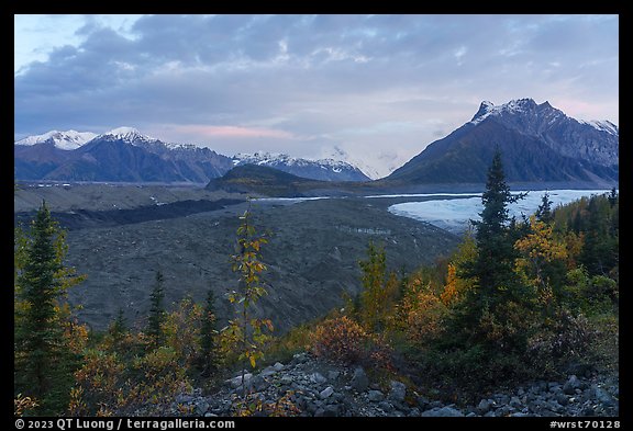 Root Glacier, Donoho Peak, Wrangell Range, autumn sunrise. Wrangell-St Elias National Park, Alaska, USA.
