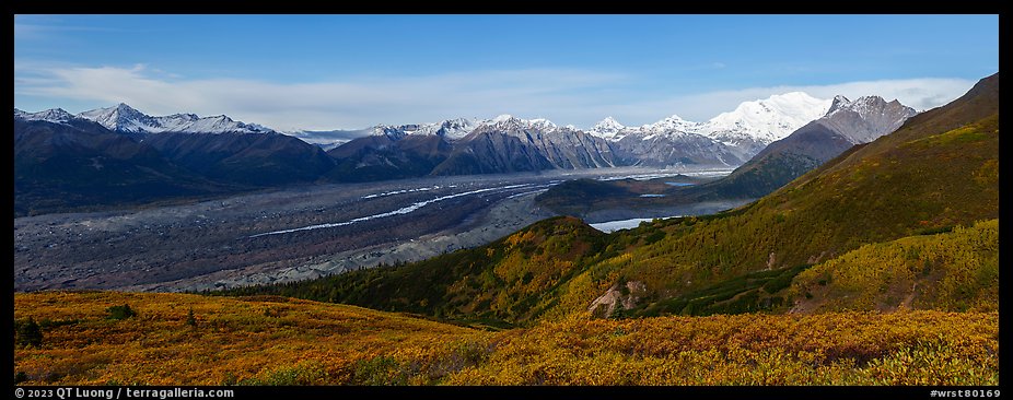 Kennicott Glacier, Wrangell Range, Mount Blackburn, Donoho Peak. Wrangell-St Elias National Park, Alaska, USA.