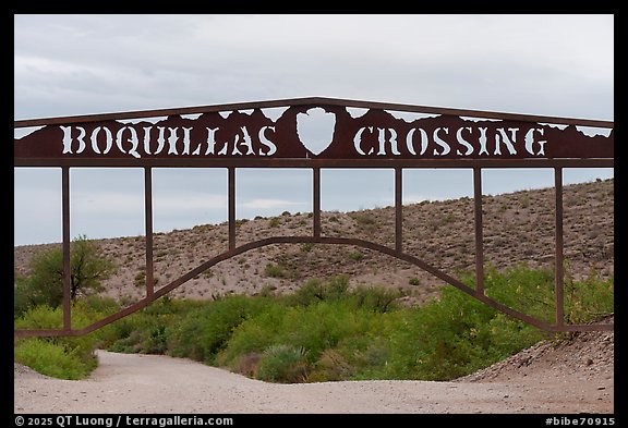 Cut-steel arch of Boquillas Crossing. Big Bend National Park (color)