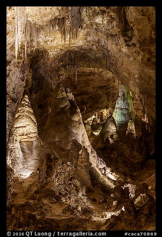 Monumental stalagmites and stalactites, Big Room. Carlsbad Caverns National Park (color)