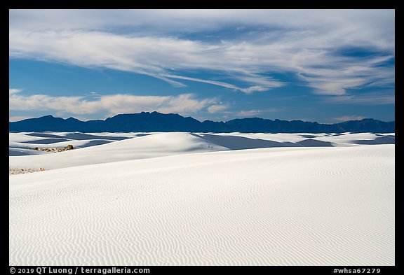 Gypsum dunes and Andres Mountains. White Sands National Park (color)