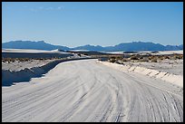 Unpaved road over sands. White Sands National Park ( color)