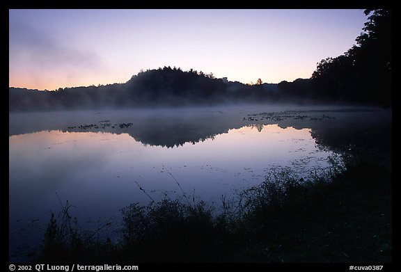 Sunrise, Kendal lake. Cuyahoga Valley National Park