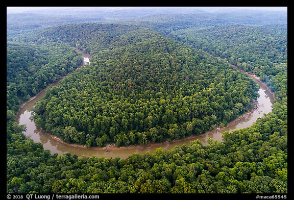 Aerial view of Green River bend. Mammoth Cave National Park, Kentucky, USA.