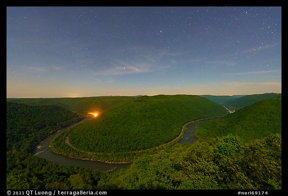 Night view from main Grandview overlook. New River Gorge National Park and Preserve, West Virginia, USA.