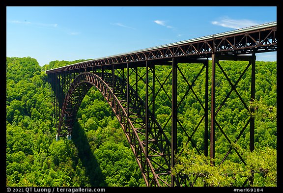 New River Gorge Bridge from Canyon Rim Boardwalk. New River Gorge National Park and Preserve, West Virginia, USA.