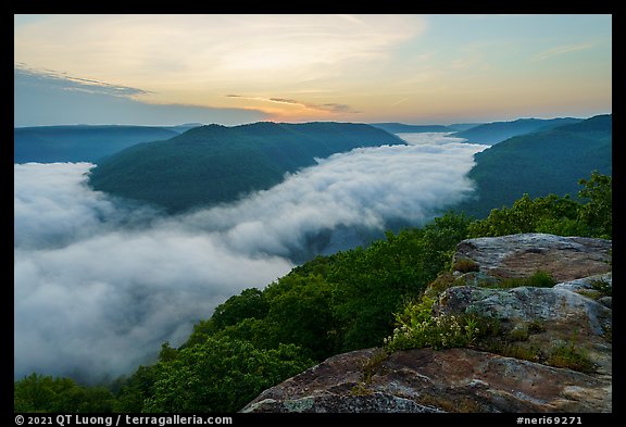 Fog-filled gorge from Grandview Overlook at sunrise. New River Gorge National Park and Preserve, West Virginia, USA.