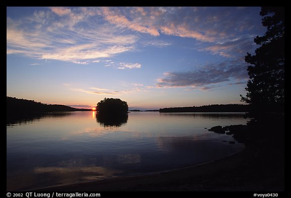 Sunset on island on Kabetogama lake near Ash river. Voyageurs National Park, Minnesota, USA.