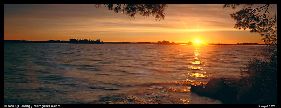 Sunrise over lake. Voyageurs National Park (color)