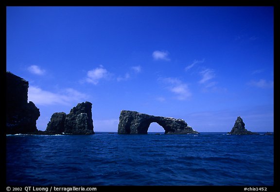 Arch Rock, East Anacapa. Channel Islands National Park (color)