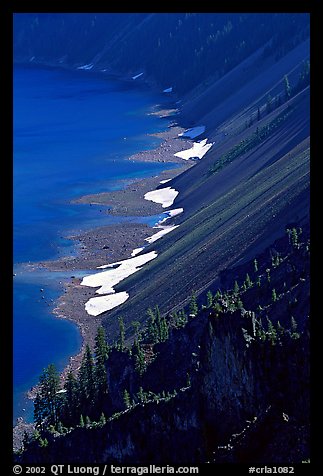 Crater walls and lake. Crater Lake National Park, Oregon, USA.