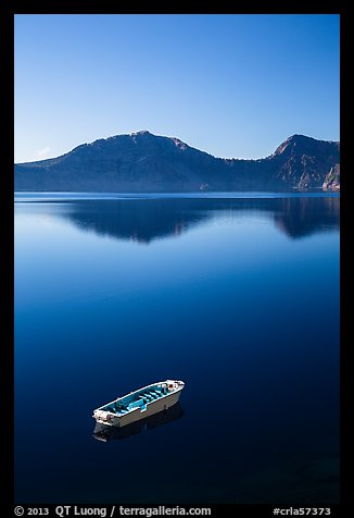 Tour boat, Cleetwood Cove. Crater Lake National Park (color)