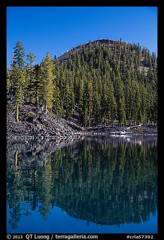 Wizard Island's cinder cone reflected in Governors Bay. Crater Lake National Park (color)