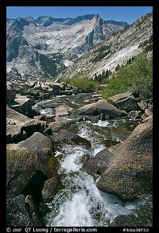 Stream plunges towards Le Conte Canyon. Kings Canyon National Park (color)