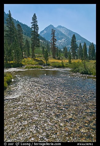 Middle Fork of  Kings River, Le Conte Canyon. Kings Canyon National Park (color)