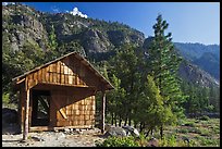 Knapps Cabin. Kings Canyon National Park ( color)