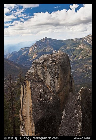 Outcrops and canyon of the Kings river. Kings Canyon National Park, California, USA.