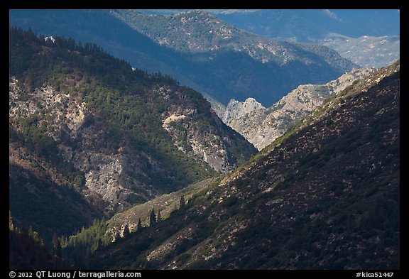 Canyon of the South Forks of the Kings River. Kings Canyon National Park (color)