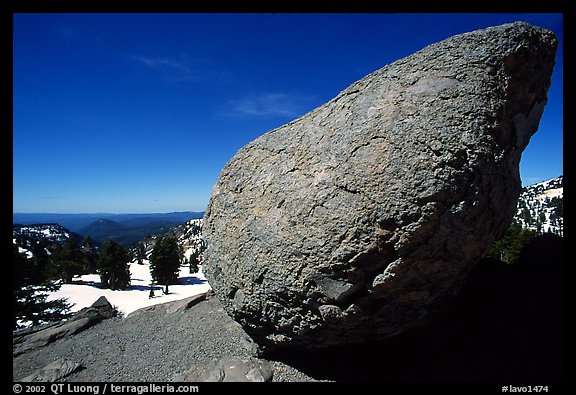 Glacial erratic rock. Lassen Volcanic National Park, California, USA.