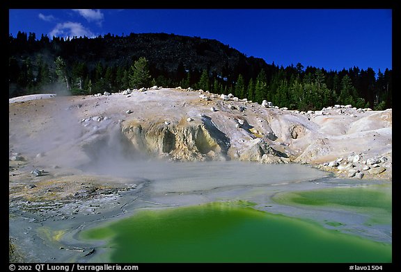 Green pool in Bumpass Hell thermal area. Lassen Volcanic National Park, California, USA.