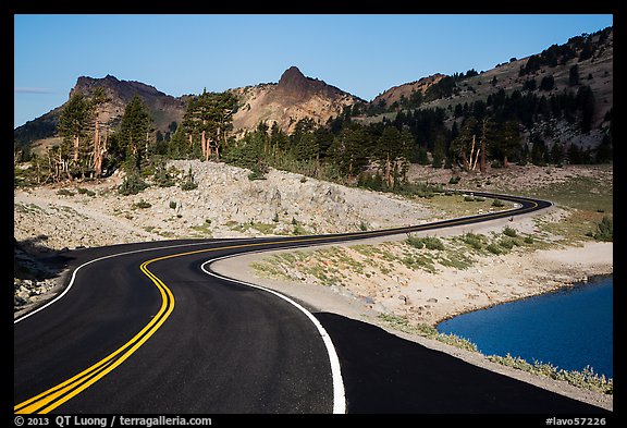 Road near Lake Helen. Lassen Volcanic National Park (color)
