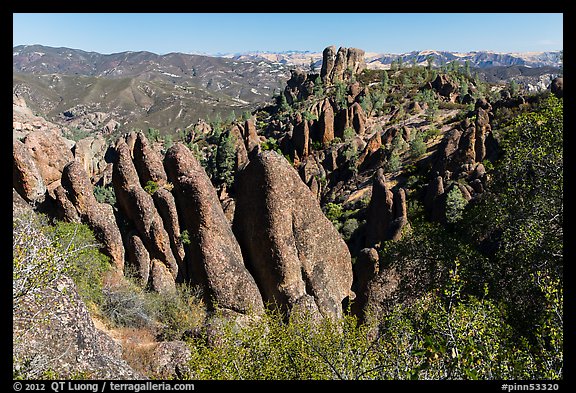 Monolith and colonnades. Pinnacles National Park (color)