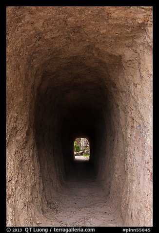 Tunnel. Pinnacles National Park, California, USA.