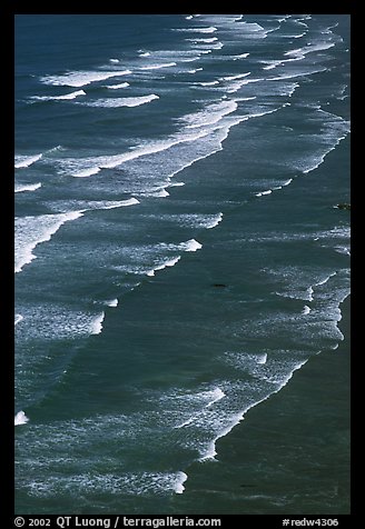 Succession of waves on Crescent Beach. Redwood National Park, California, USA.