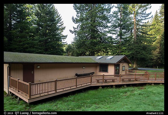 Hiouchi Information center. Redwood National Park, California, USA.