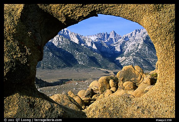 Alabama hills arch I and Sierras, early morning. Sequoia National Park, California, USA.