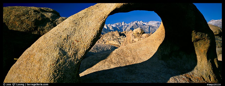 Arch and mountains. Sequoia National Park (color)
