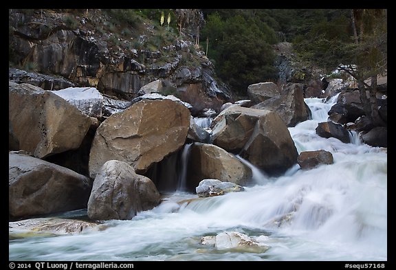 Marble fork of Kaweah River in spring. Sequoia National Park, California, USA.