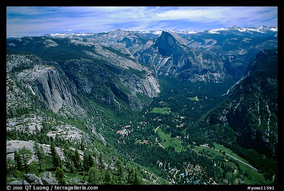 Yosemite Valley and Half-Dome from Eagle Peak. Yosemite National Park, California, USA.