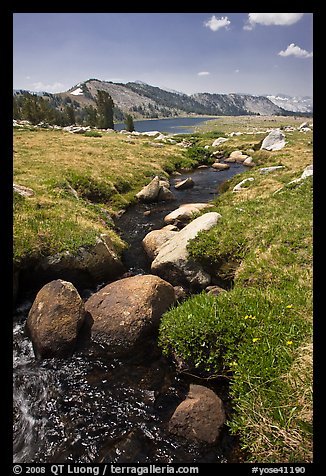 Boulders, stream, and lower Gaylor Lake. Yosemite National Park, California, USA.