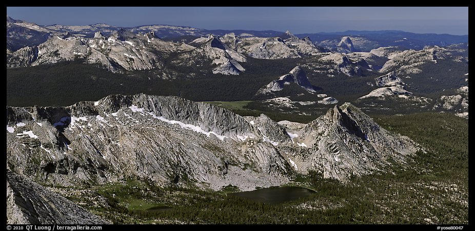 Aerial view of High Yosemite country. Yosemite National Park, California, USA.