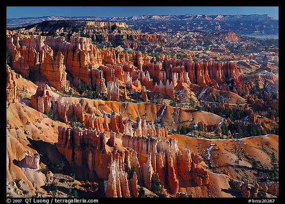 View of Queens Garden spires from Sunset Point, morning. Bryce Canyon National Park (color)